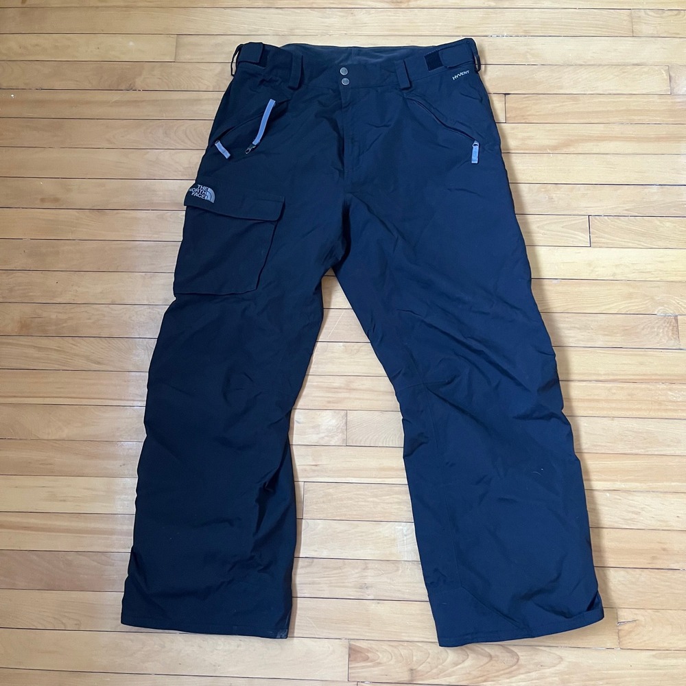 The North Face HyVent Black Cargo Ski Snowboard Pants Mens XL Adjustable Waist